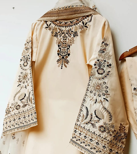 MEERAB COTTON (OFF WHITE)