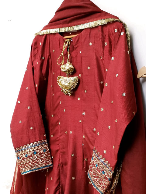 VIBRANT 2 (MAROON)