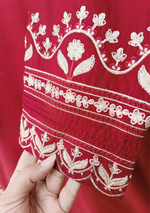 SHARMEELA (MAROON)