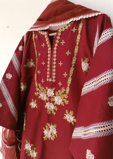 ABELIA (MAROON)