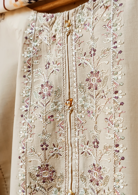 ORCHID LAWN (OFF WHITE)