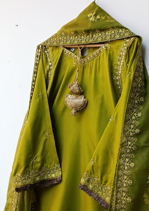 CHAHAT (MAHNDI)