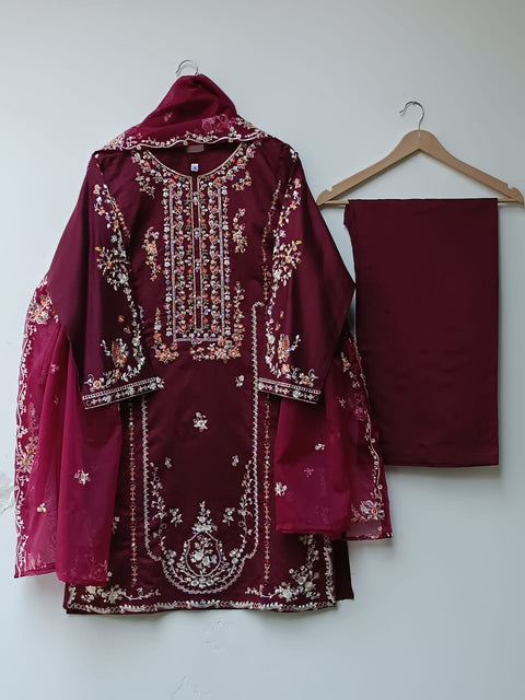 NOOR (MAROON)