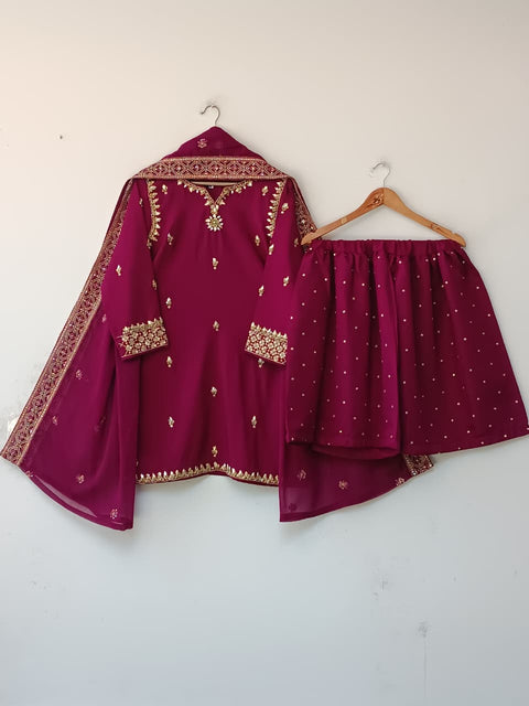 ABEERA (ROYAL GARNET)