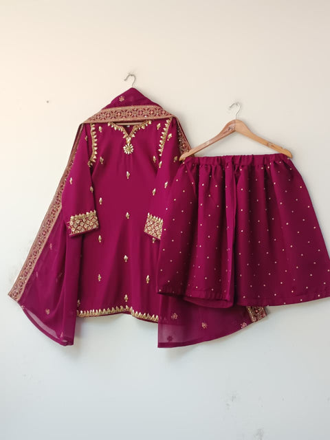 ABEERA (ROYAL GARNET)