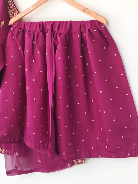 ABEERA (ROYAL GARNET)