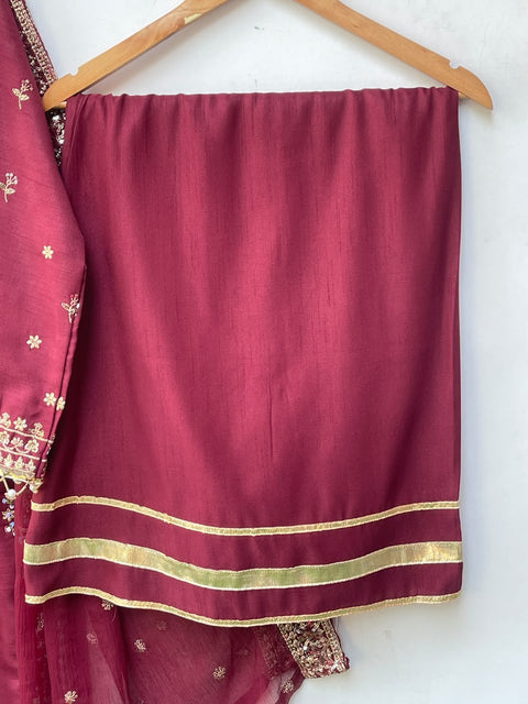 AIZA (MAROON)