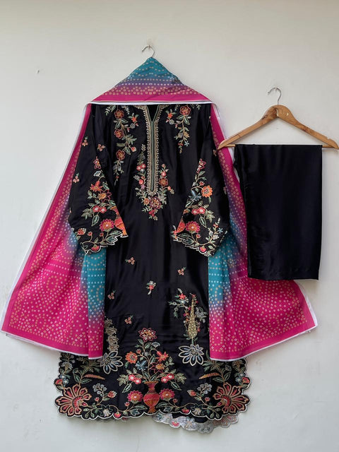 AMALTAS (BLACK)