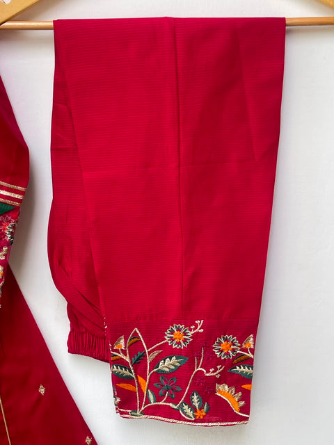 AMAL (MAROON)