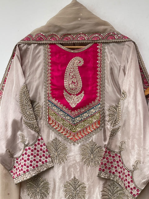 AMEET (BEIGE)