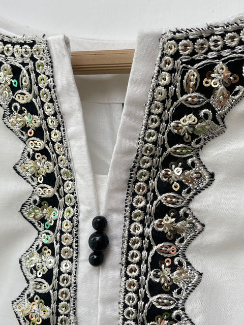ANCHAL (WHITE)