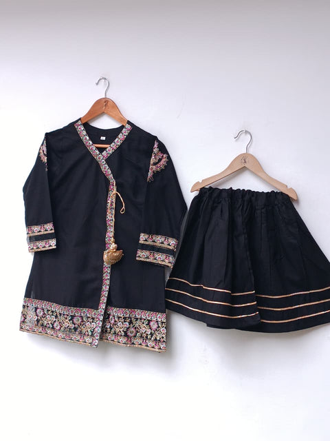 ANGRAKHA KIDS (BLACK)