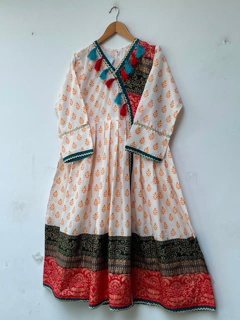 ANGRUKHA (WHITE)