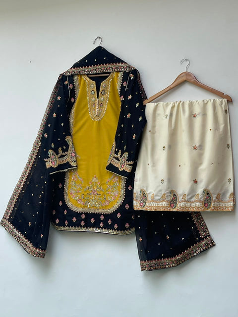 AZNA (BLACK & YELLOW)