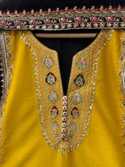 AZNA (BLACK & YELLOW)