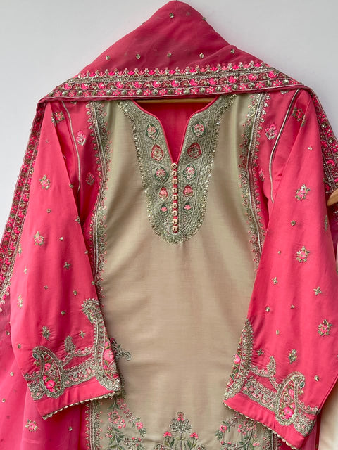 AZNA (BEIGE & CORAL PINK)