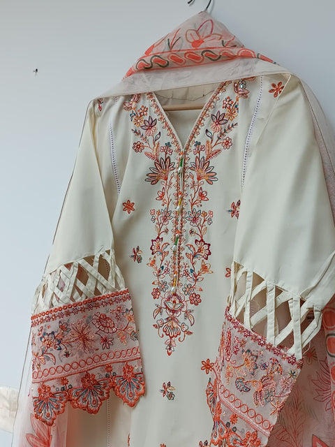 ARBISH (IVORY)
