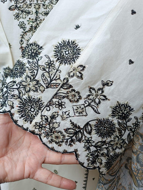 ARHAM UC (IVORY)