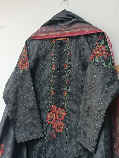 ARMEEN (BLACK)