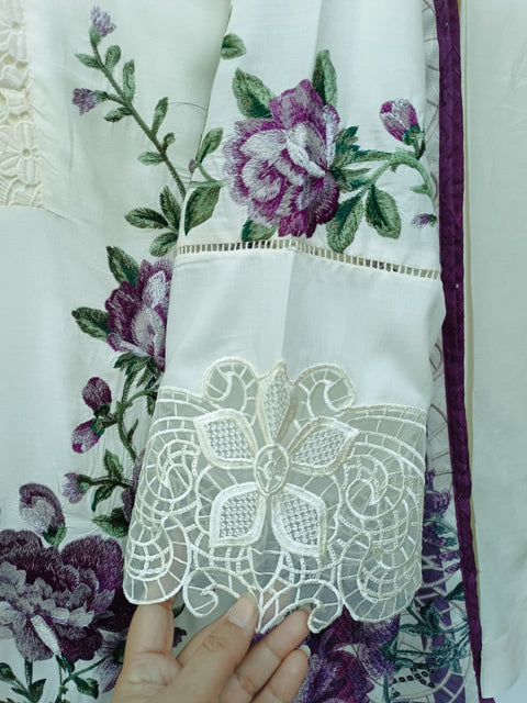 ARUHA (OFF WHITE)