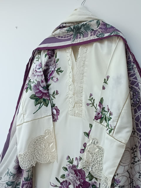 ARUHA (OFF WHITE)