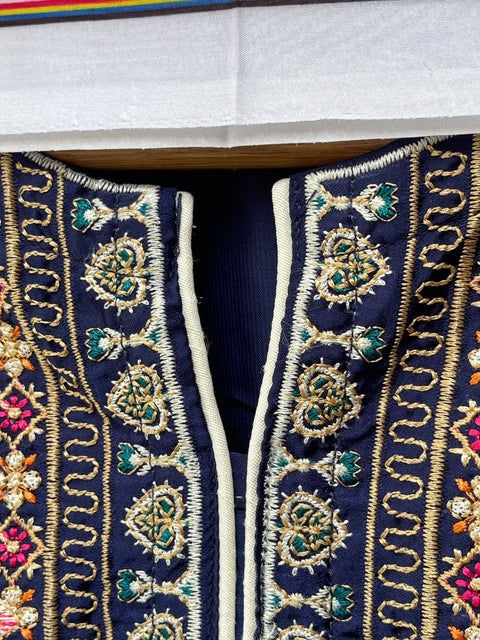 ATEEBA (NAVY)