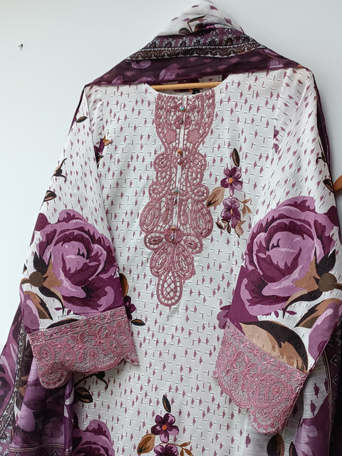 AZAN 4 (IVORY)