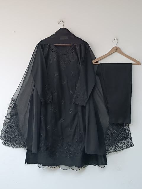 AZKA (BLACK)