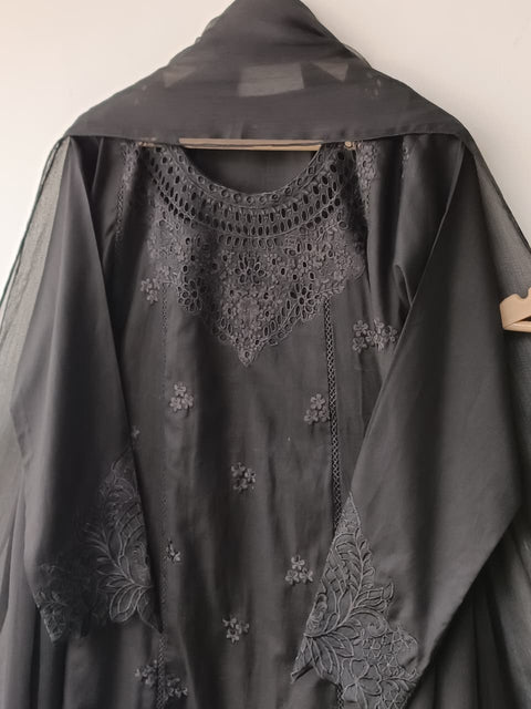 AZKA (BLACK)