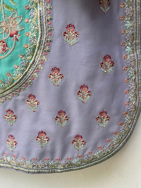 AZNA (LILAC & FEROZI)