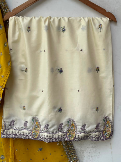 AZNA (YELLOW & SKY)