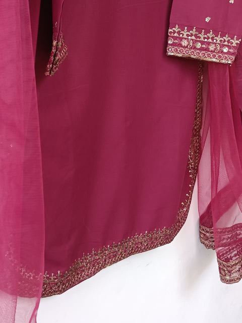 BANITA (BERRY MAROON)