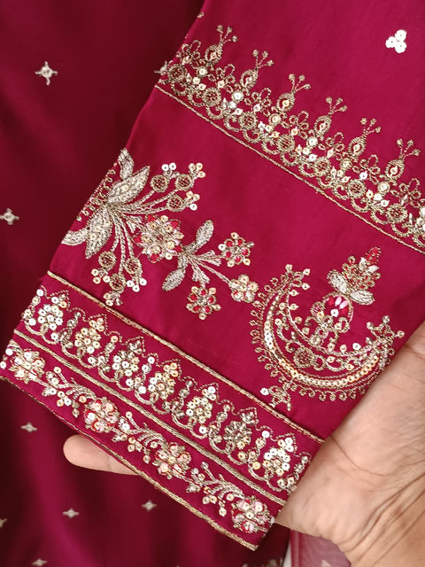 BASANTI (MAROON)