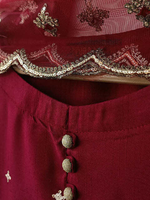 BASANTI (MAROON)