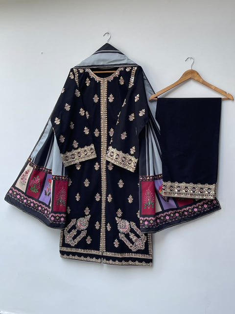 BASERAT (BLACK)