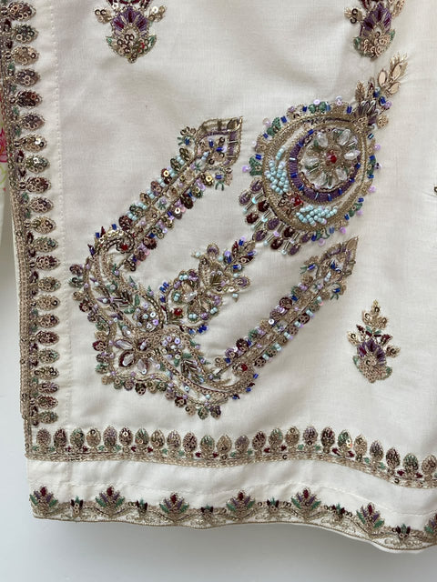 BASERAT (IVORY)