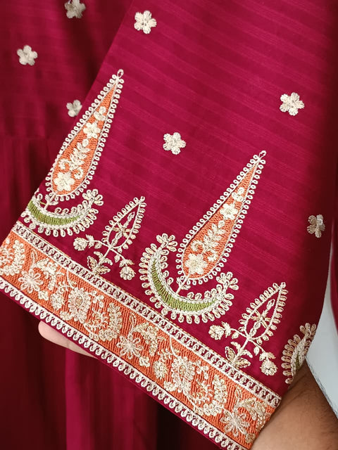 BATIK 2 (MAROON)