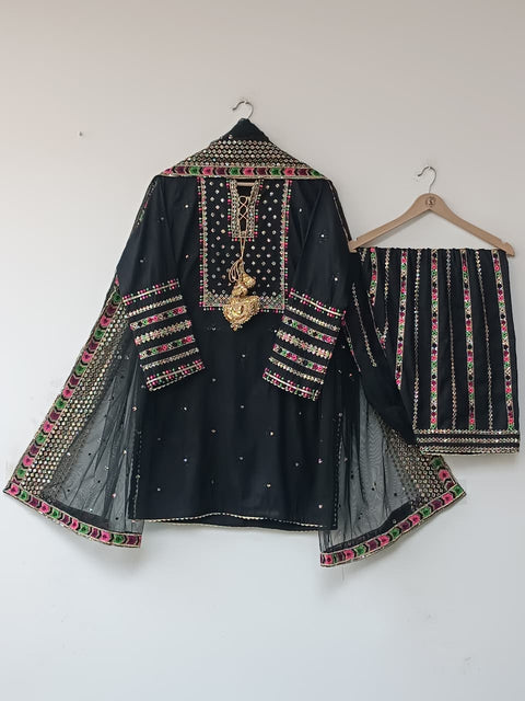 BEENA (BLACK)