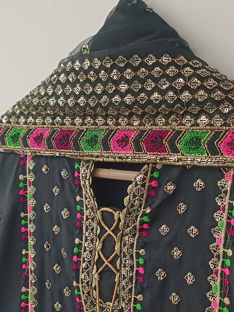 BEENA (BLACK)