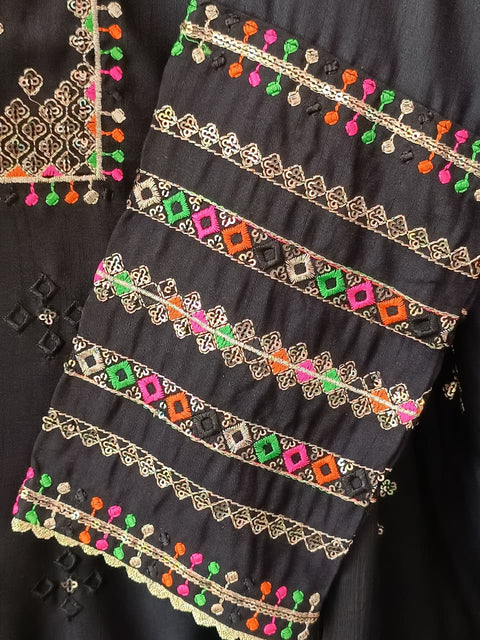 BEENA CH (BLACK)