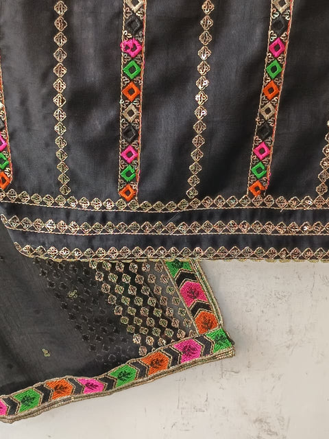 BEENA CH (BLACK)