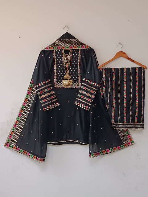 BEENA CH (BLACK)