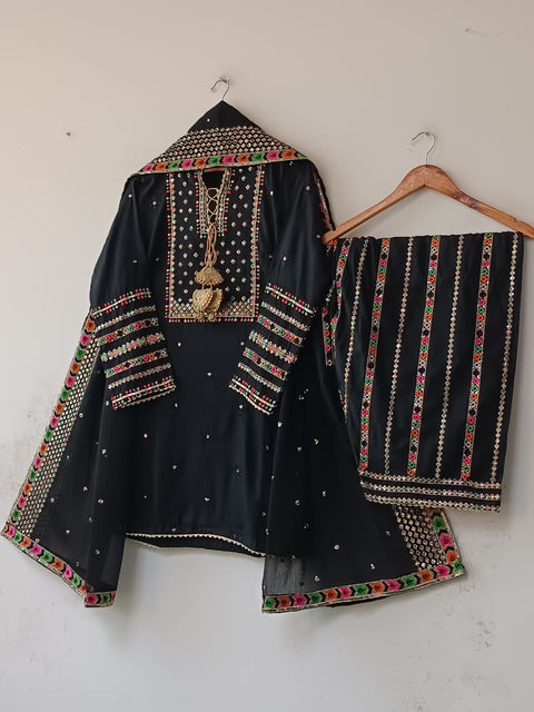 BEENA CH (BLACK)