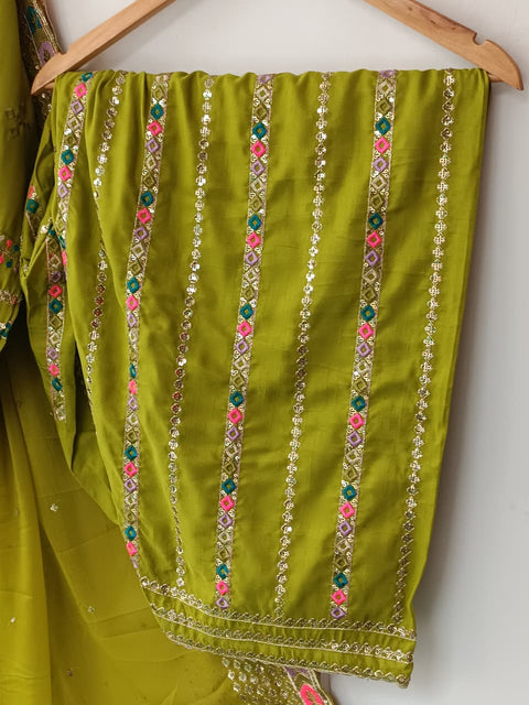 BEENA CH (MAHNDI)