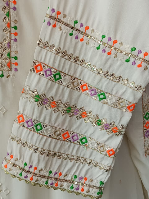 BEENA CH (OFF WHITE)