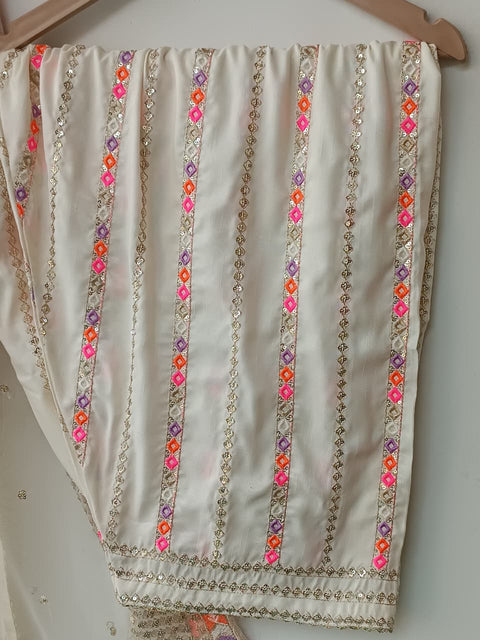 BEENA (OFF WHITE)