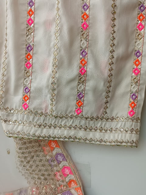 BEENA (OFF WHITE)