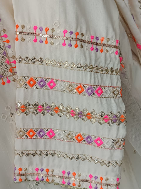 BEENA (OFF WHITE)