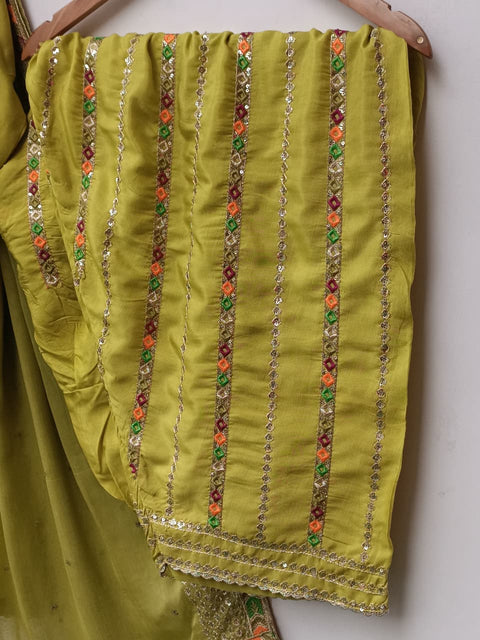 BEENA SILK (MAHNDI)