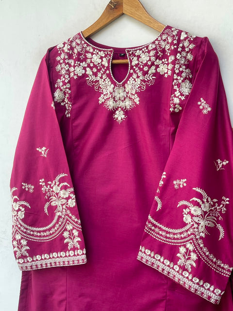 BERRY (MAGENTA)
